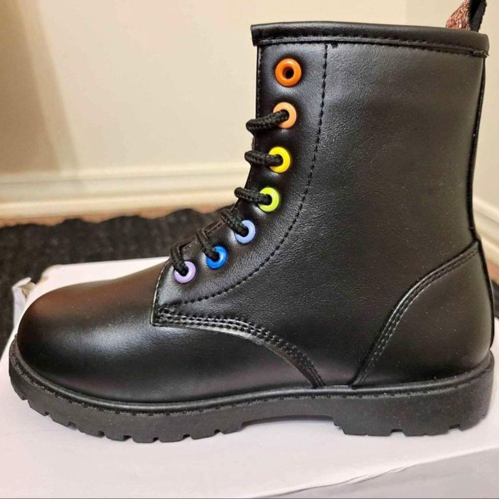Girl Boots - Olivia Miller (size 13)